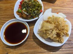 -湘人龙记老长沙米粉(鸟巢店)