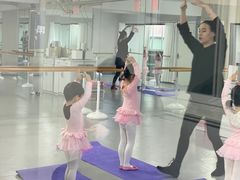 -蒲公英舞蹈艺术中心(解放路校区)