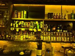 -城墙外BAR