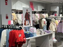 -H&M(天一广场店)