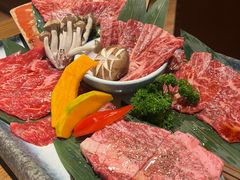 -炼火烤肉店