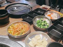 -香猪坊韩国烤肉专属门店(魏公村店)