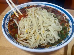 -魏旺湖北正宗牛肉面(硚口公园店)