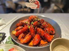 -巴厘龙虾·榜首油焖大虾(音乐学院·沿江酒馆店)