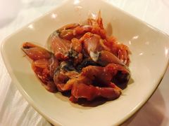 田鸡-鲜入围煮花胶鸡海鲜火锅