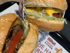 -The Habit Burger Grill 哈比特汉堡(复兴soho店)