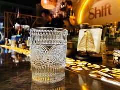 -Shift cocktail bar鸡尾酒吧