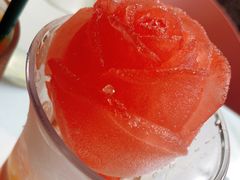 柚然自得的小美女-柠檬树茶餐厅(海雅缤纷城店)