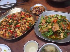 -三叔特色自贡菜(中海国际店)