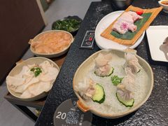 竹笙福气小汤包-得意咚瓜·顺德鱼生·冬瓜火锅(深圳首店)