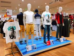 男装区-优衣库(天津天河城店)