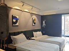 -Ting无边际江景酒店(重庆解放碑云端之眼店)