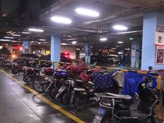 -大润发杨浦店-停车场