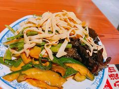 -满兴咱妈烀饼铁锅炖(兰州北街店)