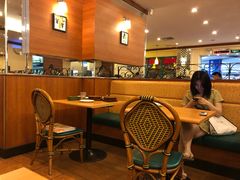 大堂-萨莉亚意式餐厅(新洲家乐福店)