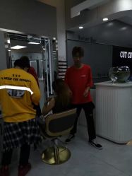 点击看大图 -CUT CUT Hair Salon