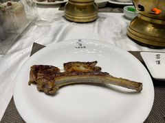 -云顶旋转自助景观餐厅