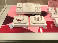 -Pandora潘多拉珠宝(宝山万达广场店)