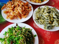 -明月食府(二区干二路店)
