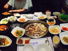 -青松馆韩国料理(香港中路佳世客店)