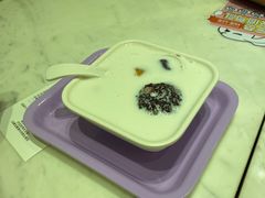 芒果白雪黑糯米甜甜-满记甜品(富华里店)