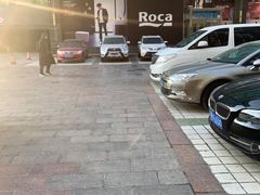 -居然之家金源店-停车场