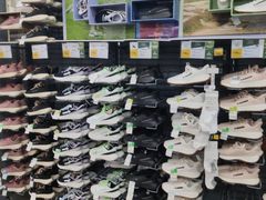 -迪卡侬(西三旗店)