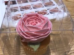 杯子蛋糕-BONCAKE裱花蛋糕(万象汇店)