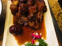 半红果煨肉-七菜馆·东北菜·蒸饺(文体路店)