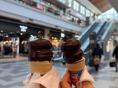 -王府井奥莱棋盘山小镇