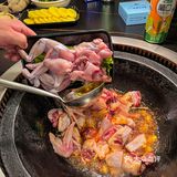 寒风凛凛，来柴火灶炫一顿热气腾腾的柴火鸡🐔备战寒冬吧