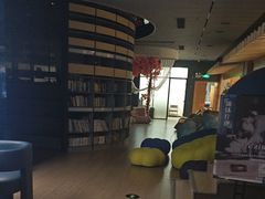 -浅水汤温泉(人民东路店)