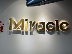 -Miracle集简美发沙龙