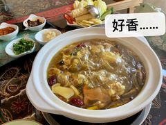 -菌林天下·野生菌汤锅
