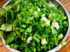 自助葱与香菜-黑竹香鸡(营和巷店)