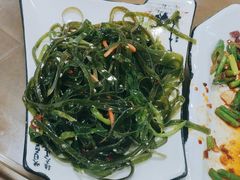 炝海带丝-福园东北菜饺子铁锅炖