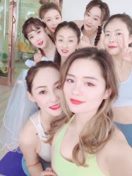 -亚太瑜伽普拉提学院