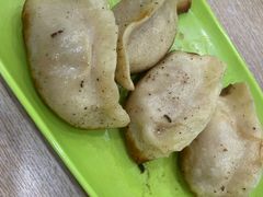 -珊珊小笼馆(仙霞路店)