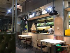 大堂-鸣记脆皮烤鱼(岐山路店)