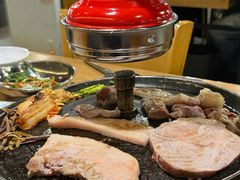 -江南猪肉商会无限续吃(弘大店)