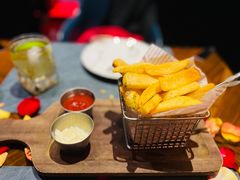 -YUE·6·西式融合餐厅(外滩六号店)