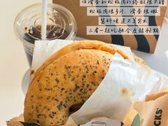 -星巴克臻选(青岛金狮广场店)