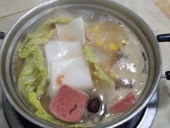 -西安外国语大学-学生食堂(栾树大道店)