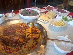 -DaLongYi Hotpot - 大龙燚火锅 - 地道四川老火锅