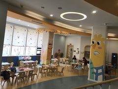 -戊辰亲子游泳俱乐部