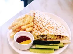 奥尔良烤鸡腿肉墨西哥卷饼-about(丹霞庄店)