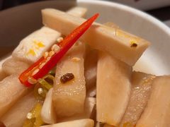 -龙巢盱眙龙虾·牛蛙·烧烤宵夜(八卦岭店)