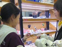 -美空眼镜·星趣控·新乐学·控优点合作店(周浦万达店)