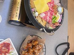 -豚妈妈汤饭·部队锅(南京东路店)