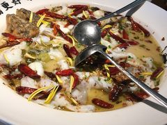 -江渔儿酸菜鱼(万科东荟城店)